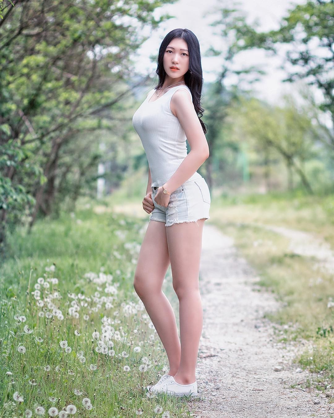 星空无痕mv免费视频观看下载_: 改善民生的措施，能否成为推动变革的重要因素？